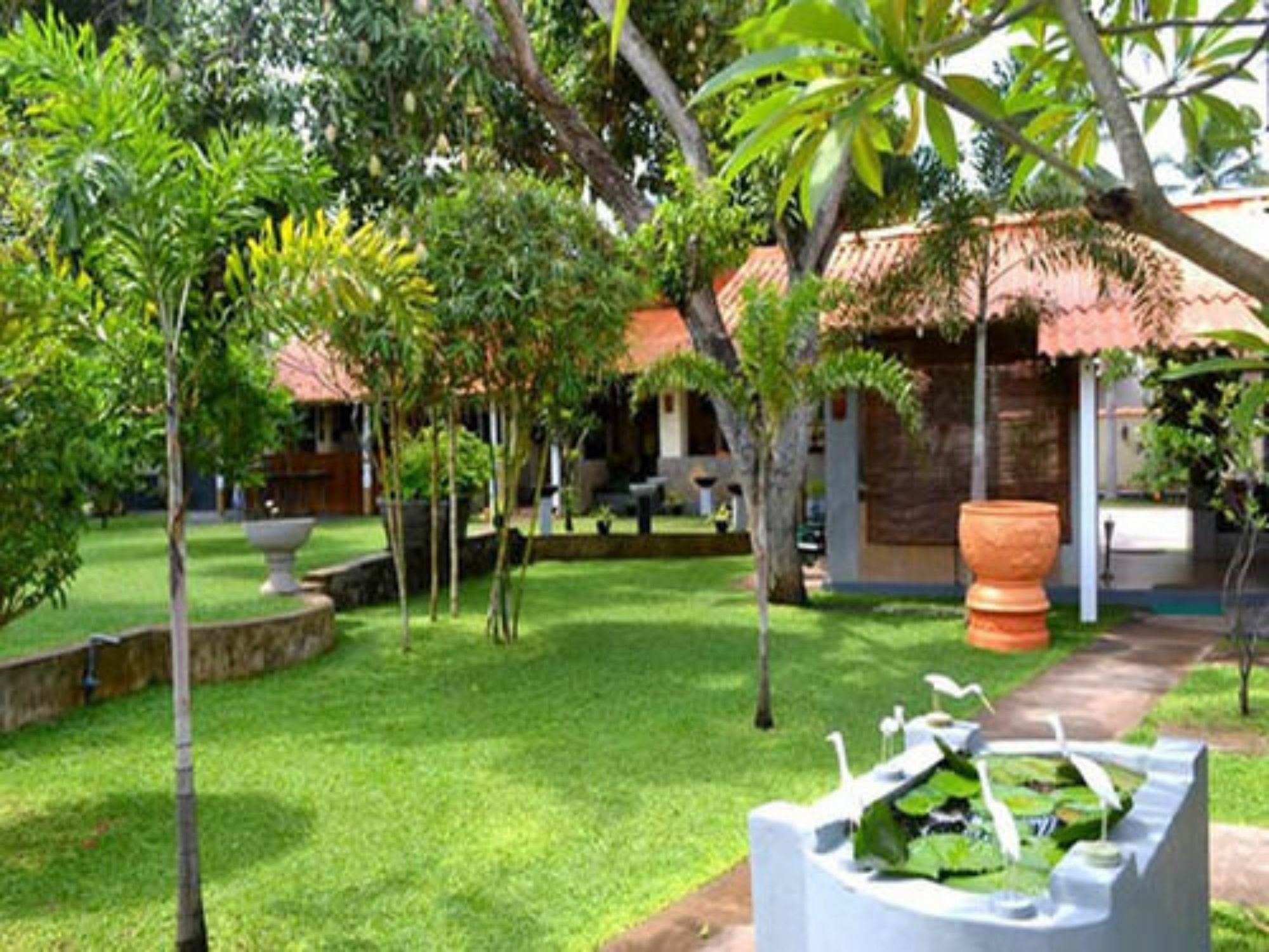 Morning Star Resorts Negombo Extérieur photo